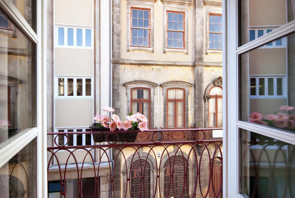 Aparthotel Oporto Entreparedes Экстерьер фото